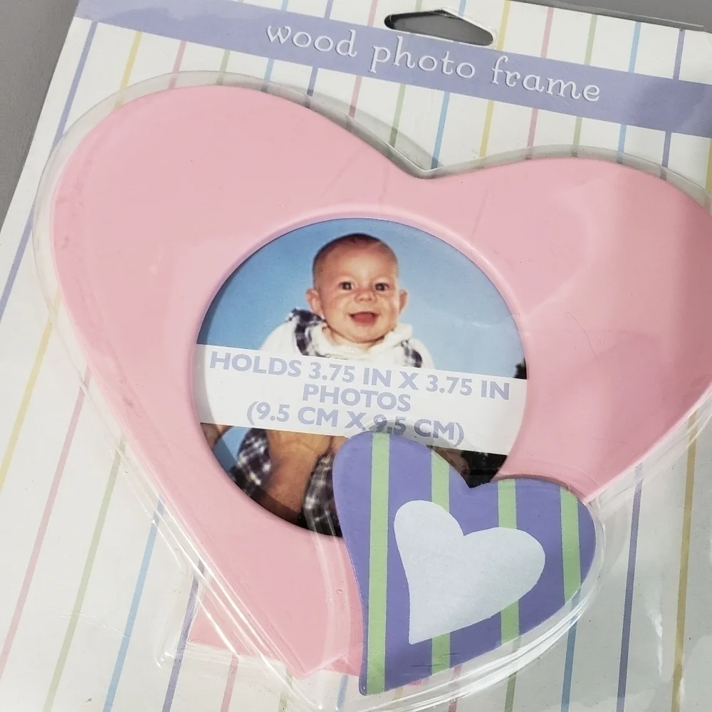 New wood heart photo frame